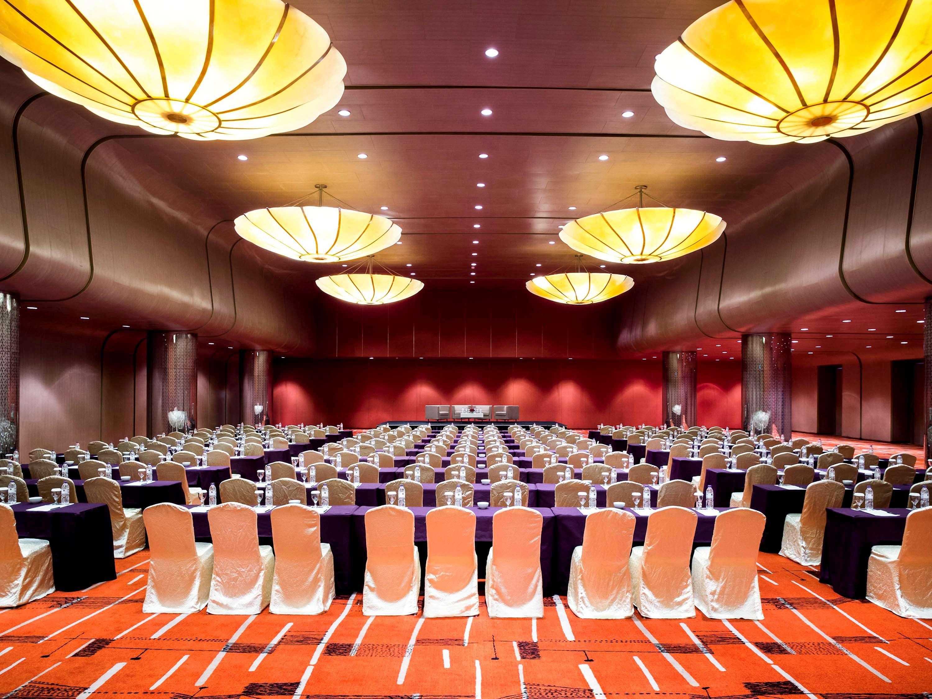 Grand Mercure Jakarta Harmoni Екстериор снимка
