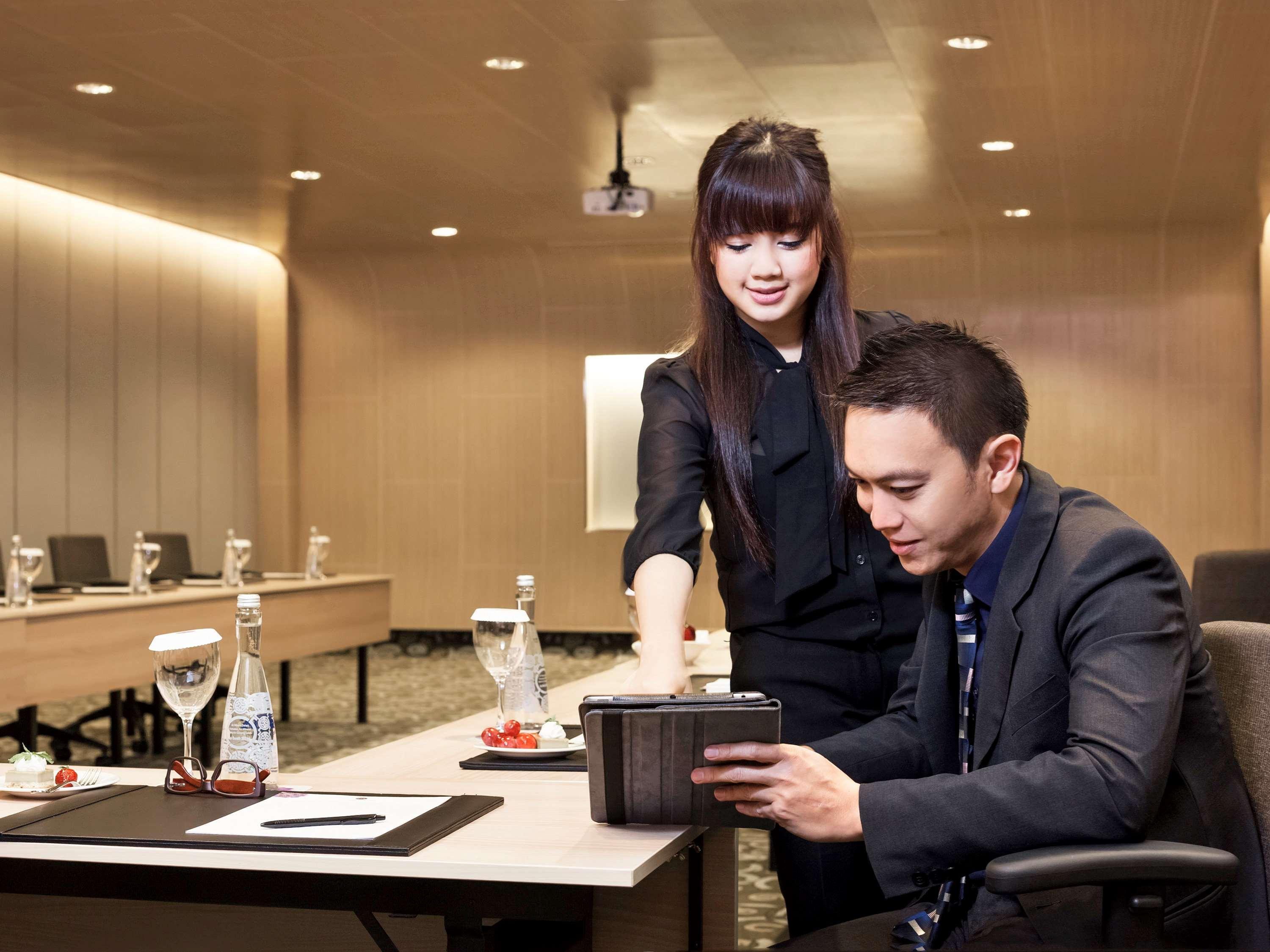 Grand Mercure Jakarta Harmoni Екстериор снимка